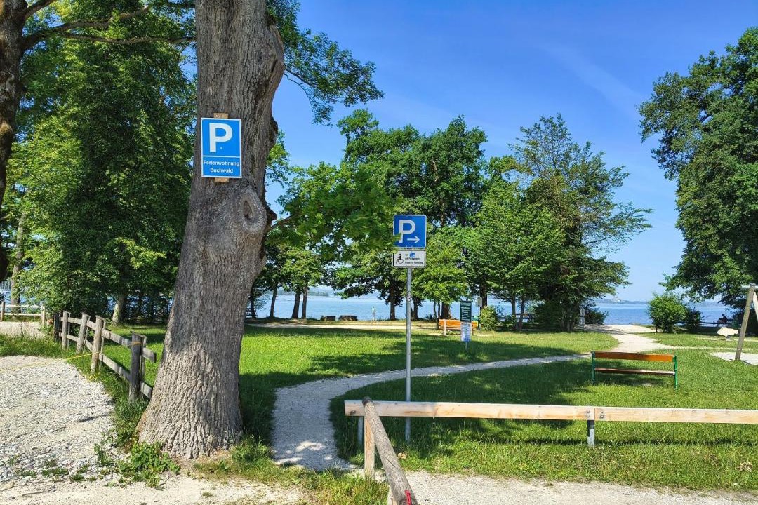 Photo of Others in Uebersee