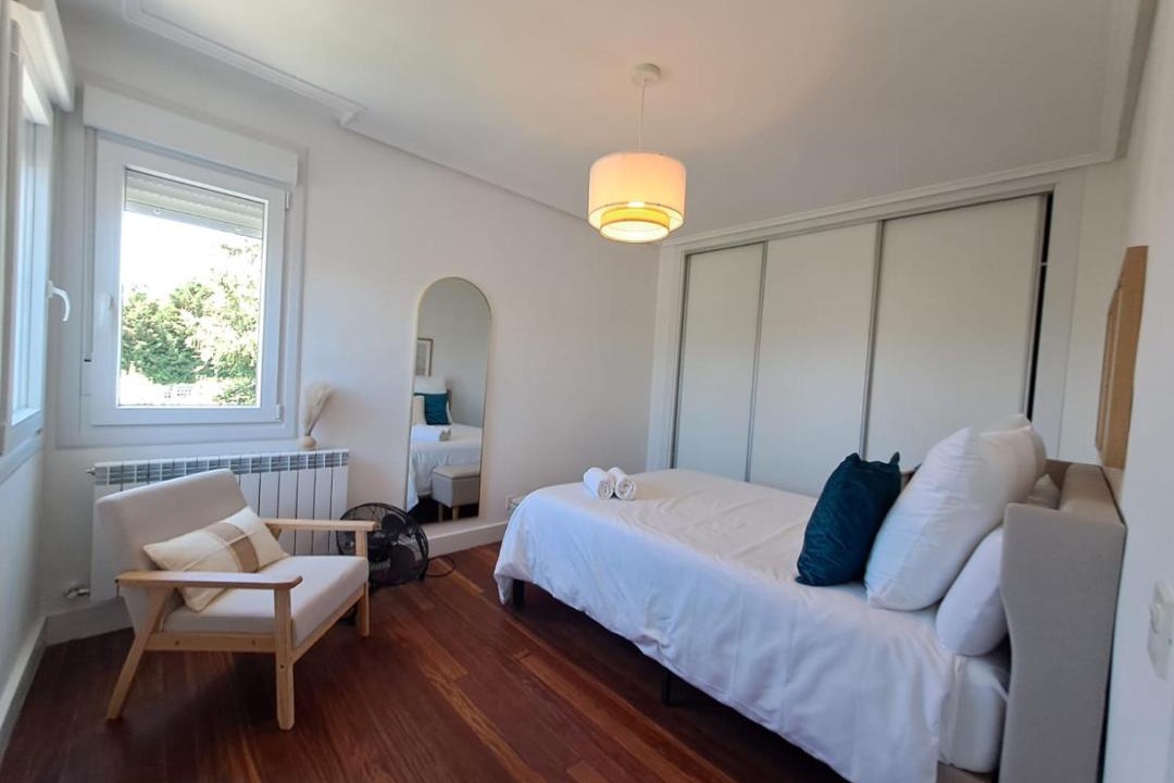 Photo of Bedroom in Medina De Pomar