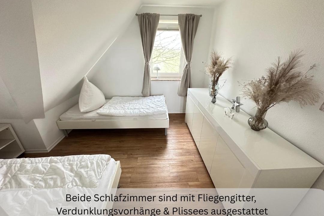 Photo of Others in Neue Tiefe