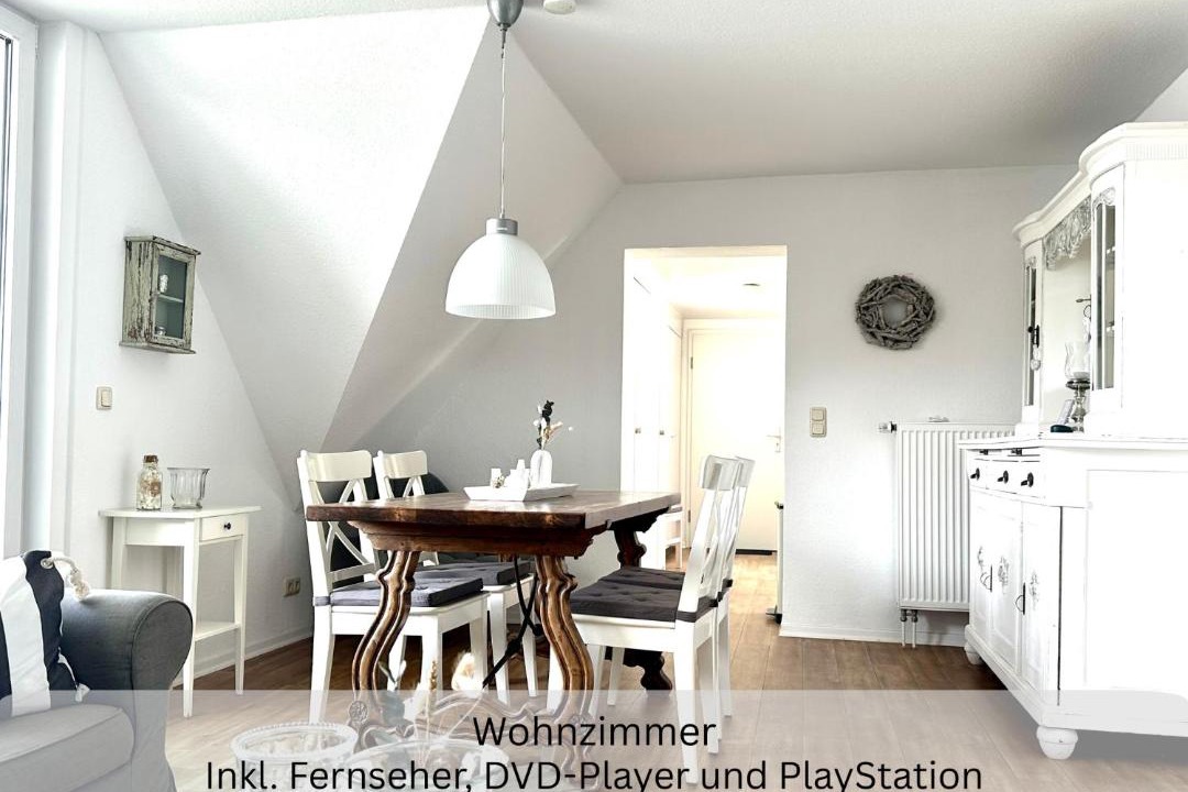 Photo of Others in Neue Tiefe