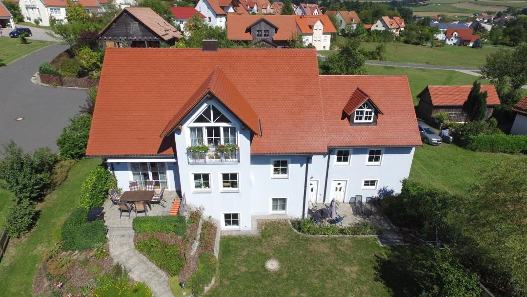 Photo of Buildings in Neualbenreuth