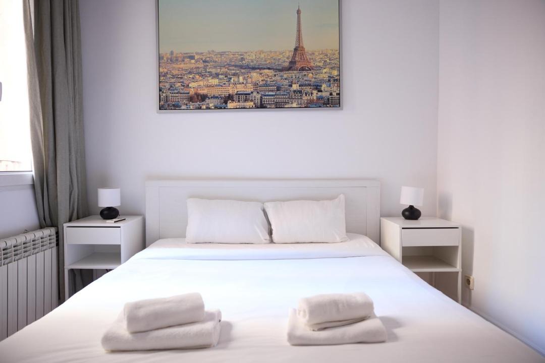 Photo of Bedroom in Malasana