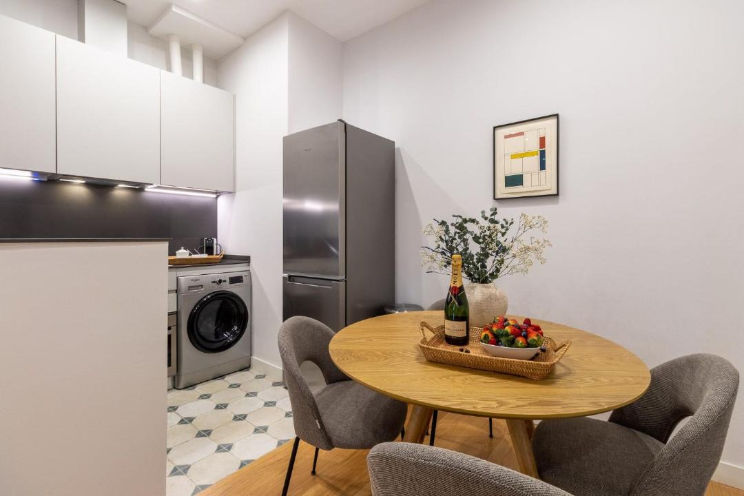 Photo of Kitchen in Golden Triangle of Art