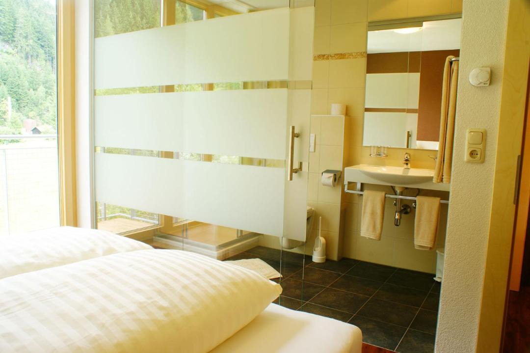 Photo of Bathroom in Flirsch