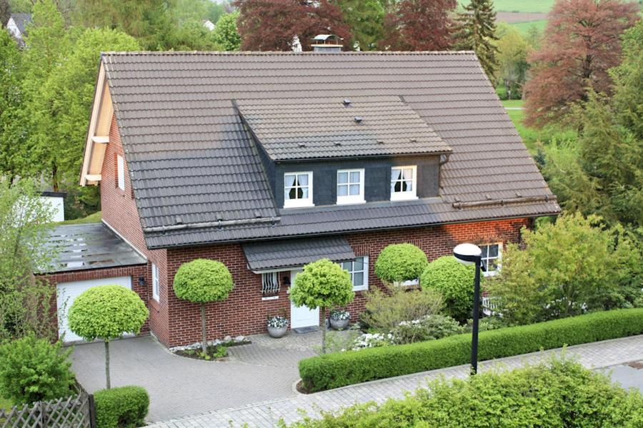 Photo of Buildings in Amecke
