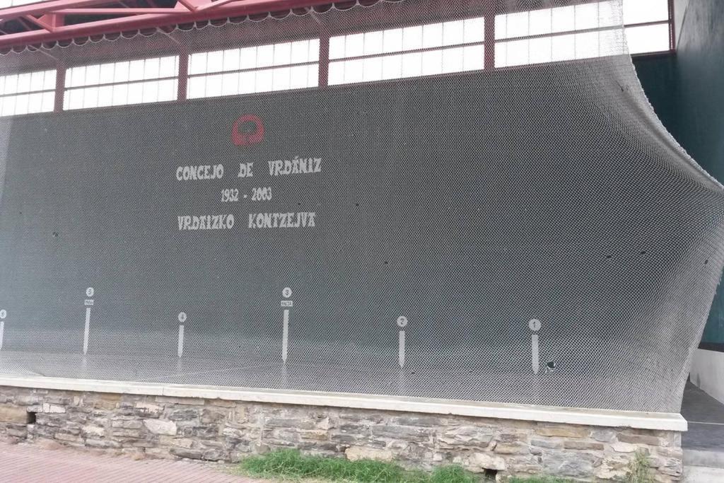 Photo of Others in Urdaniz
