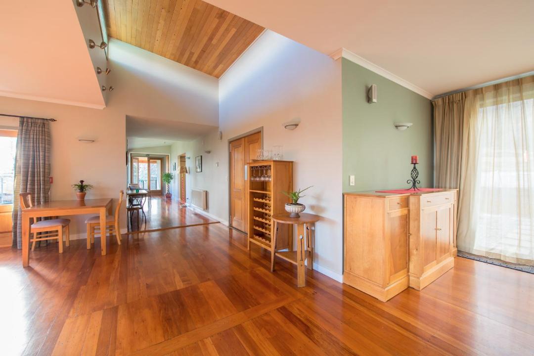 Photo of Livingroom in Jacks Point