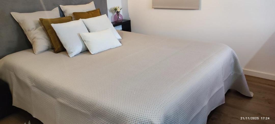 Photo of Bedroom in Porto de Mos