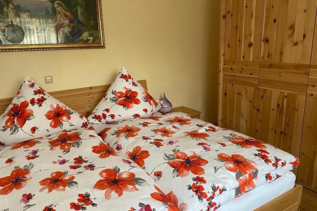 Photo of Bedroom in Haibuhl