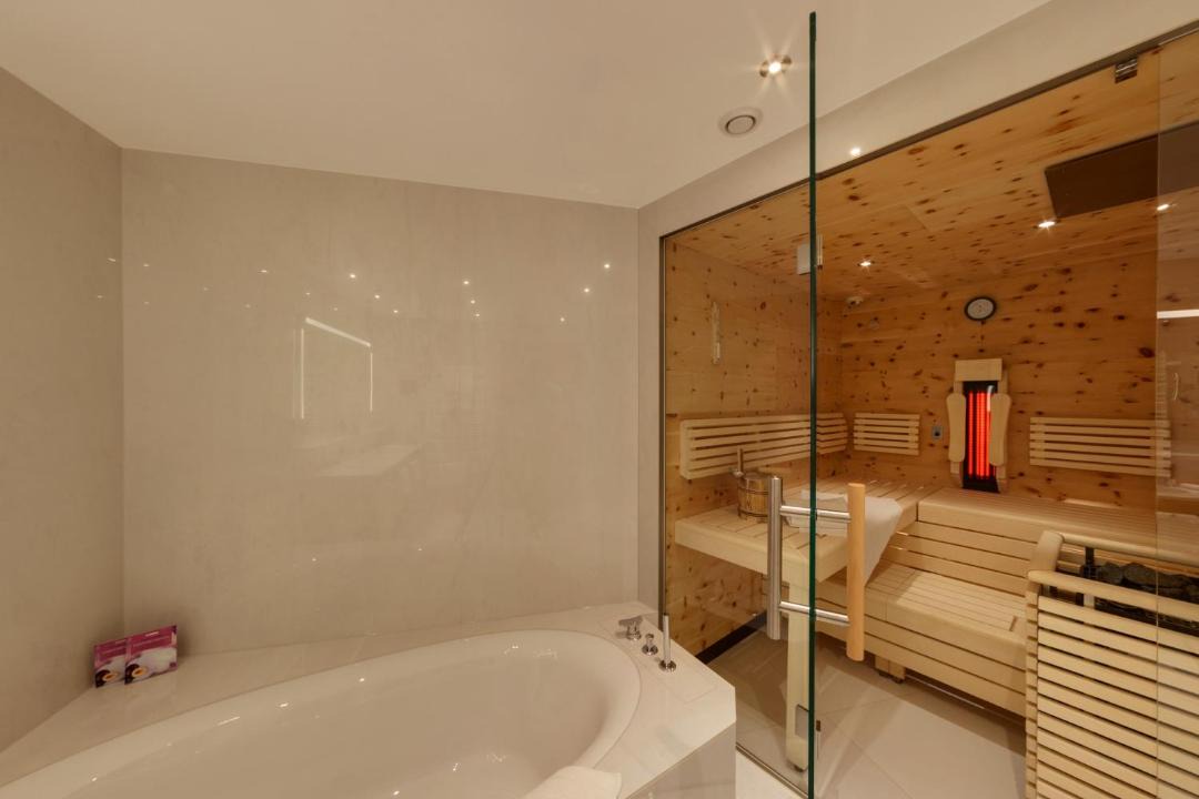 Photo of Bathroom in Haller
