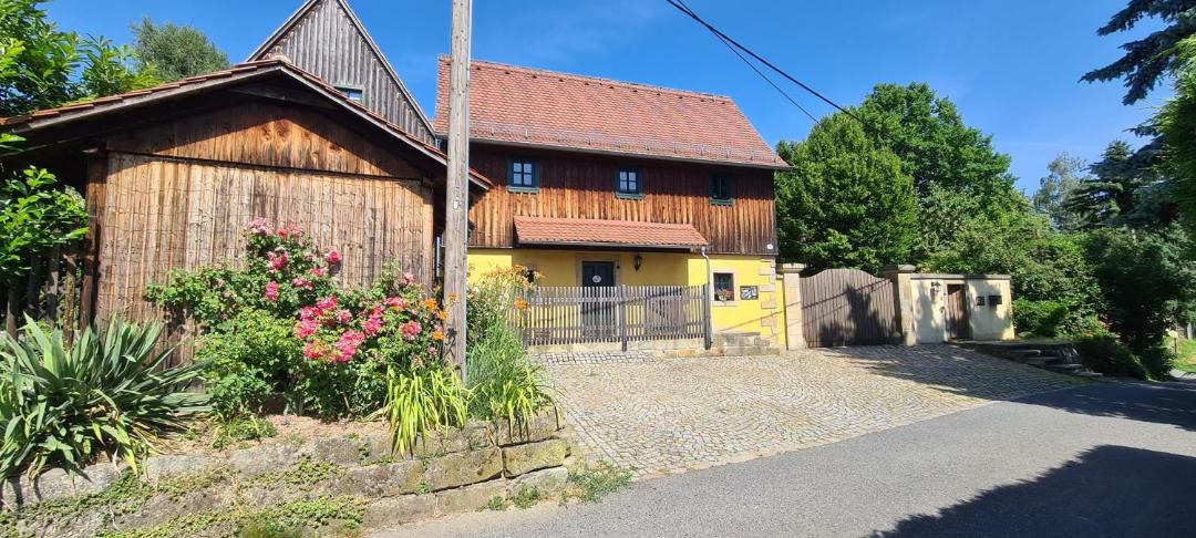 Photo of Others in Schoenfeld-Weissig
