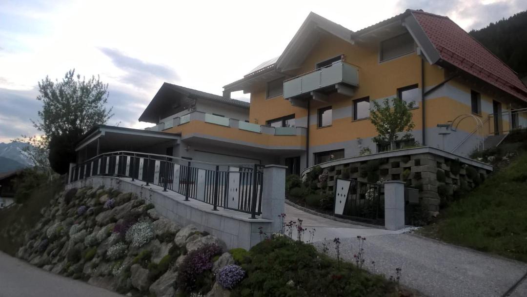 Photo of Buildings in Navis