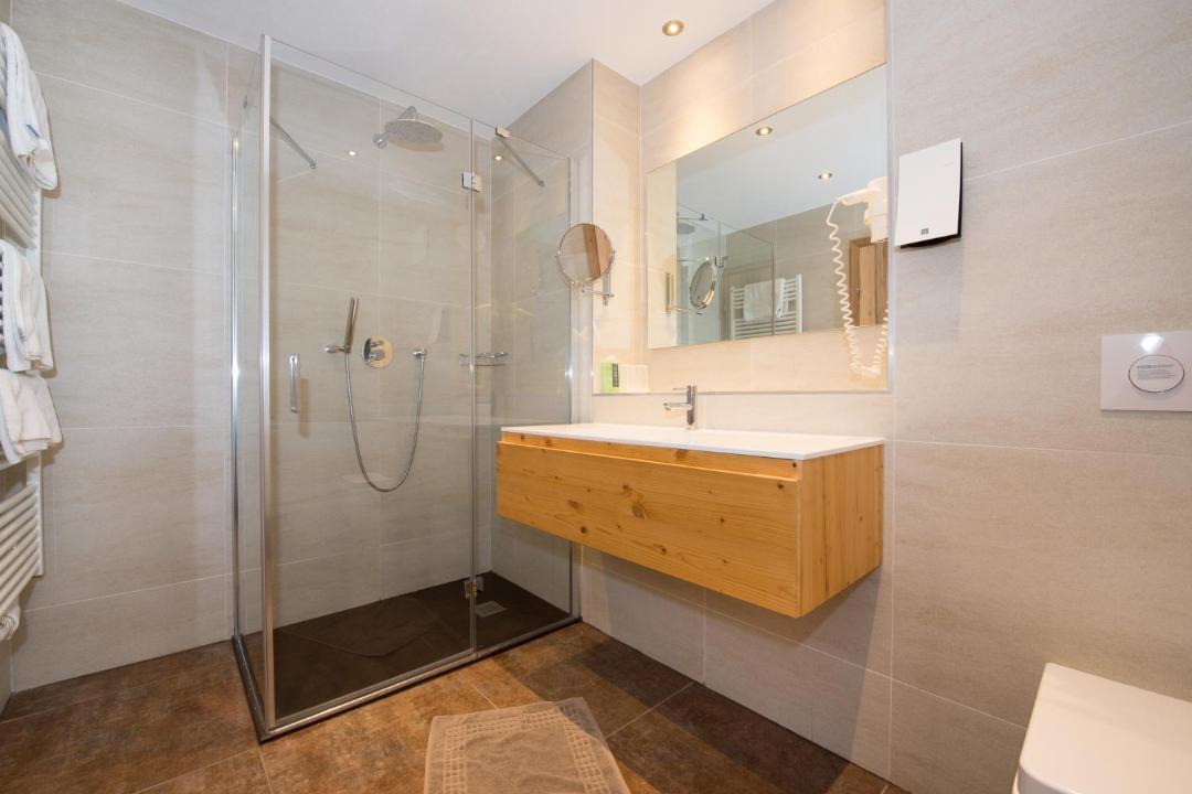 Photo of Bathroom in Lermoos