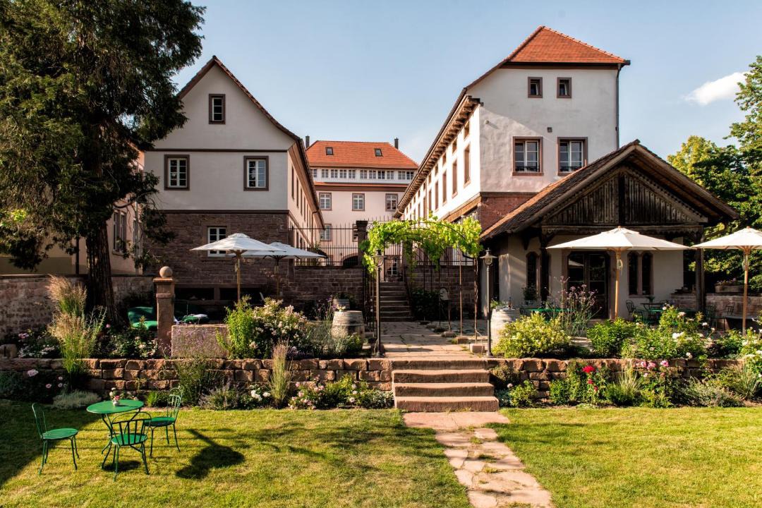 Photo of Others in Lahr
