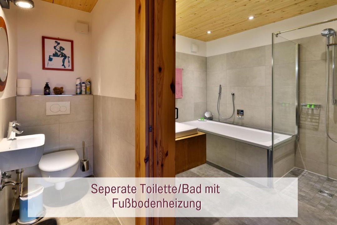 Photo of Bathroom in Traunreut