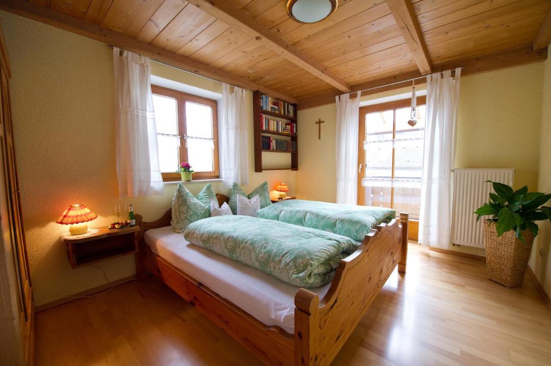 Photo of Bedroom in Burggen