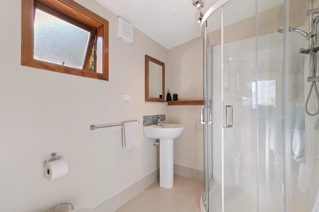 Photo of Bathroom in Sunshine Bay