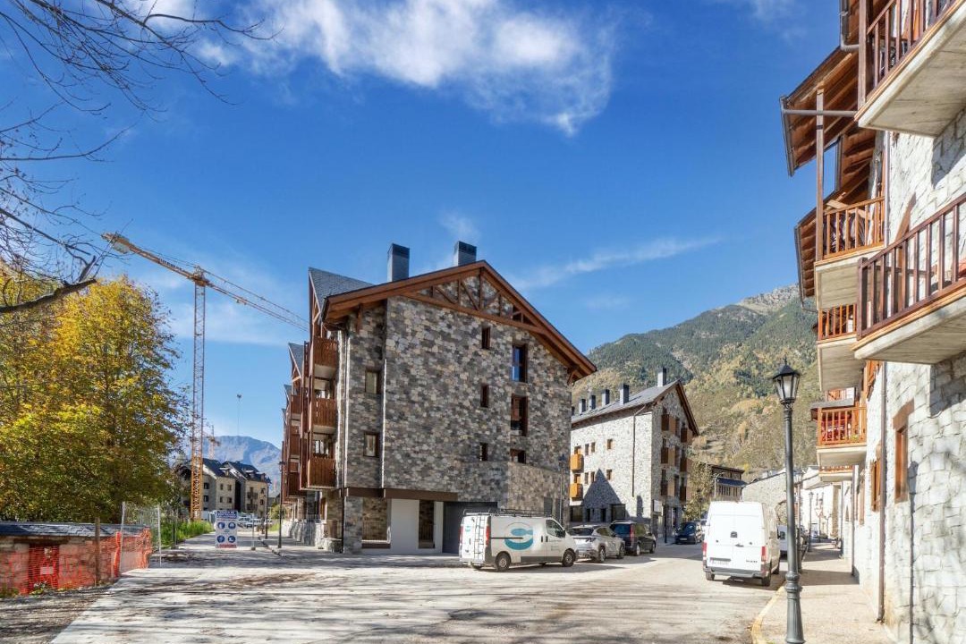 Photo of Buildings in Benasque