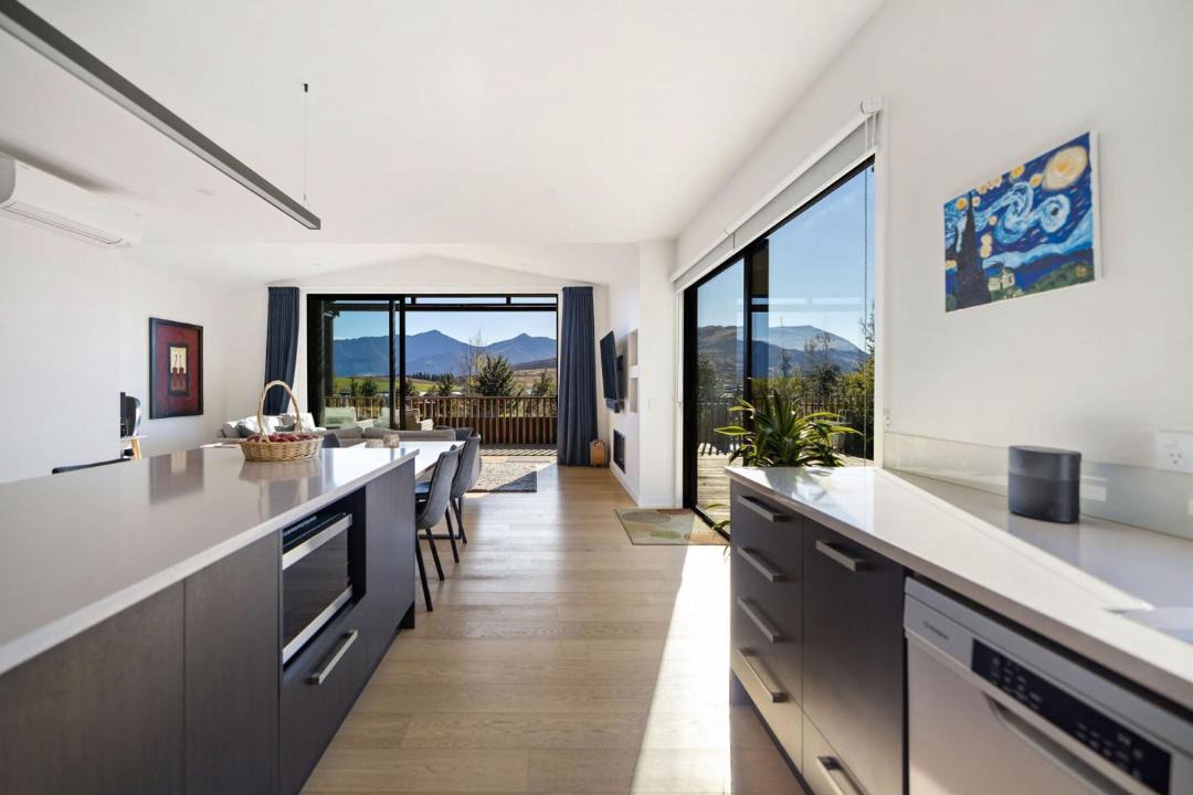 Photo of Kitchen in Kawarau Falls