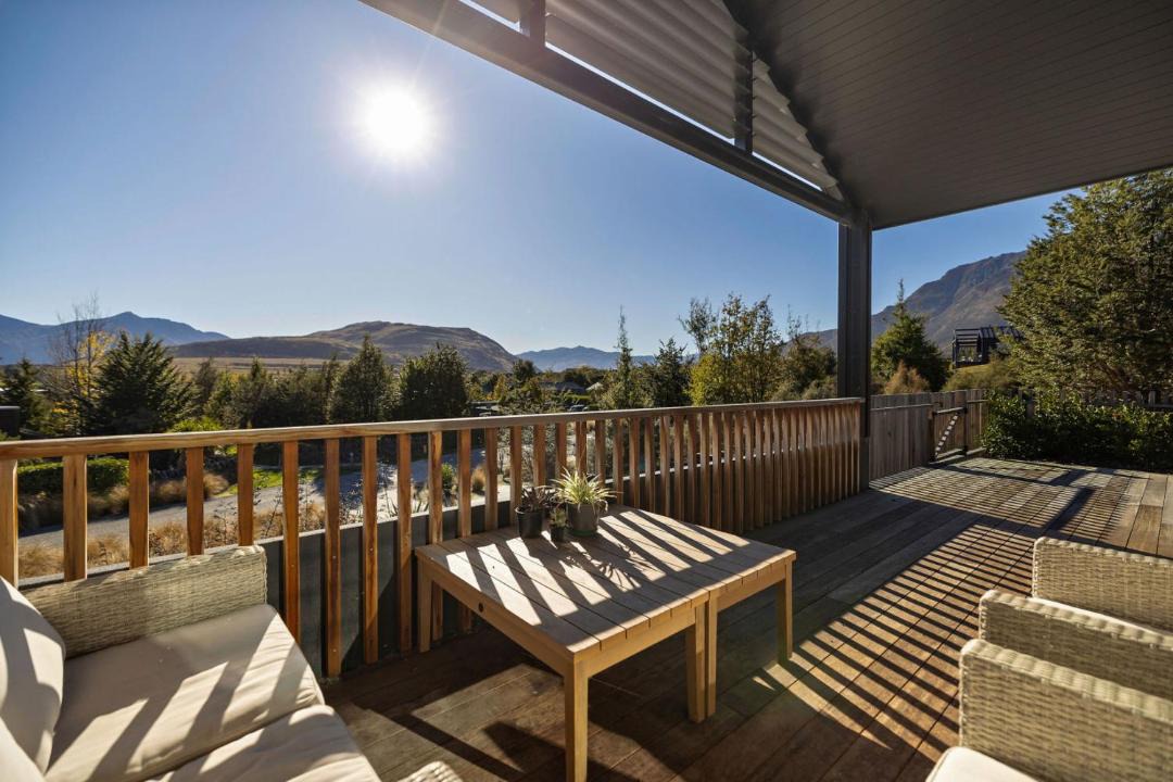 Photo of Patio Balcony in Kawarau Falls
