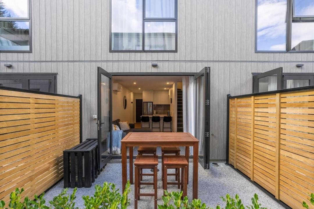 Photo of Patio Balcony in Arthur's Point