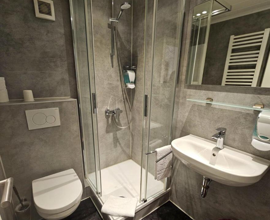 Photo of Bathroom in Kemnath