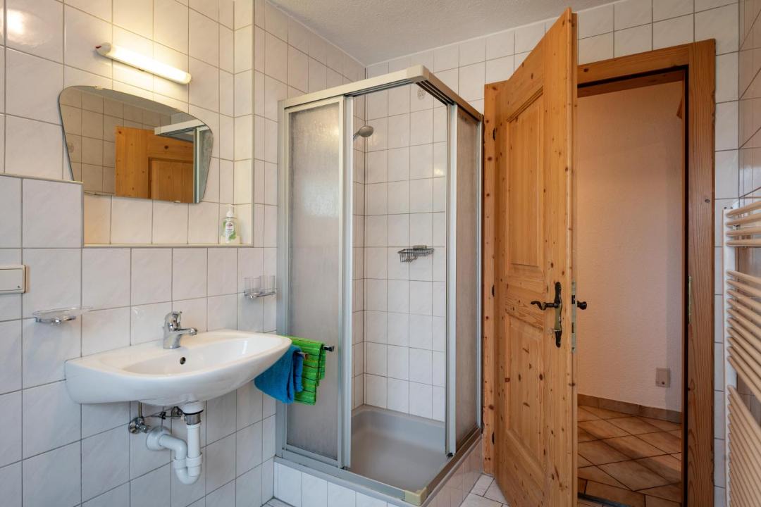 Photo of Bathroom in Kapfing