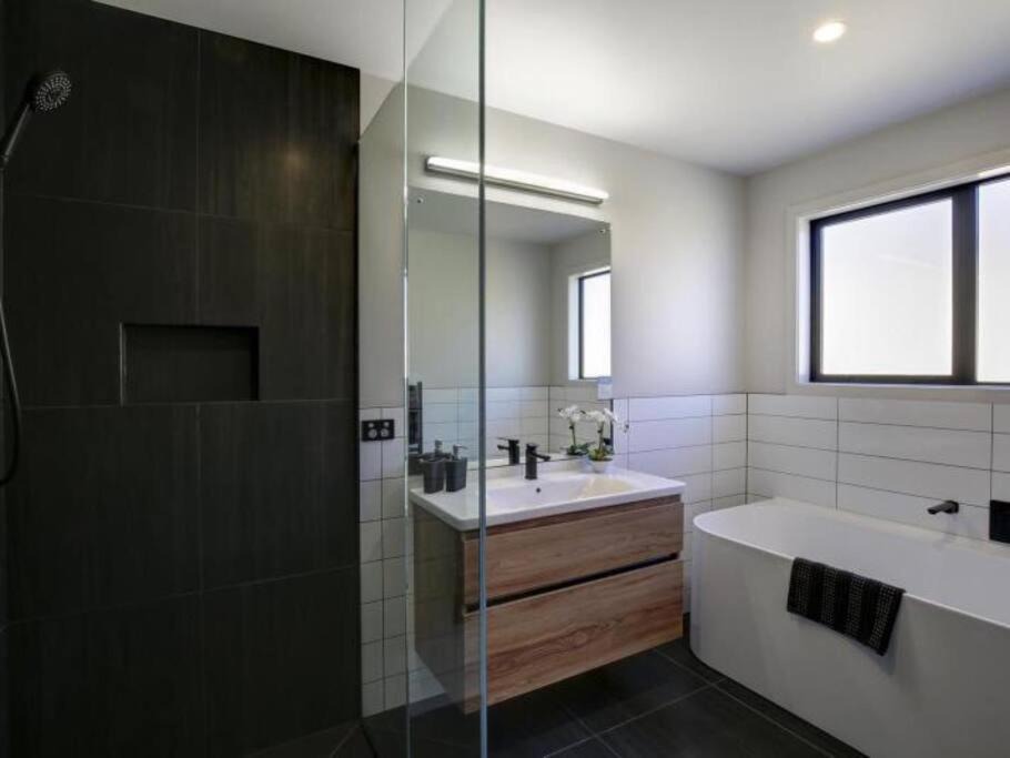 Photo of Bathroom in Kawarau Falls
