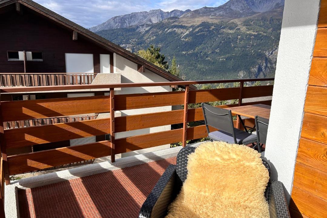 Photo of Patio Balcony in Lens