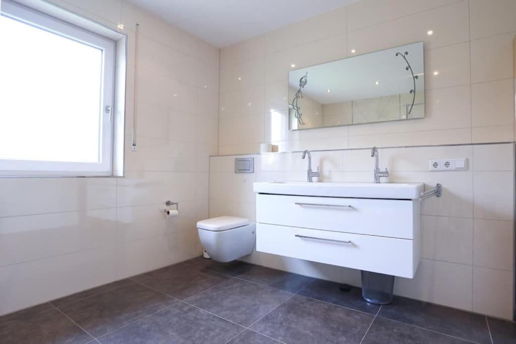 Photo of Bathroom in Dechendorf