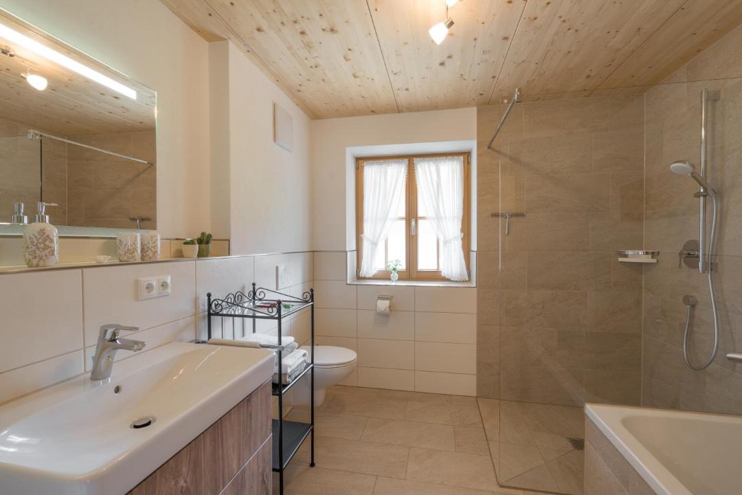 Photo of Bathroom in Hinang