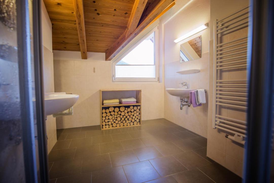 Photo of Bathroom in Volderau