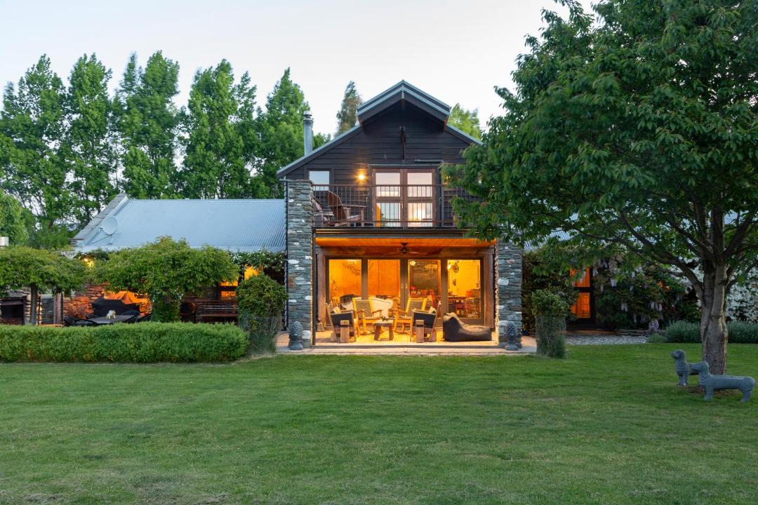Photo of Others in Arrowtown