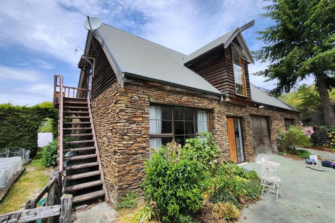 Photo of Others in Arrowtown