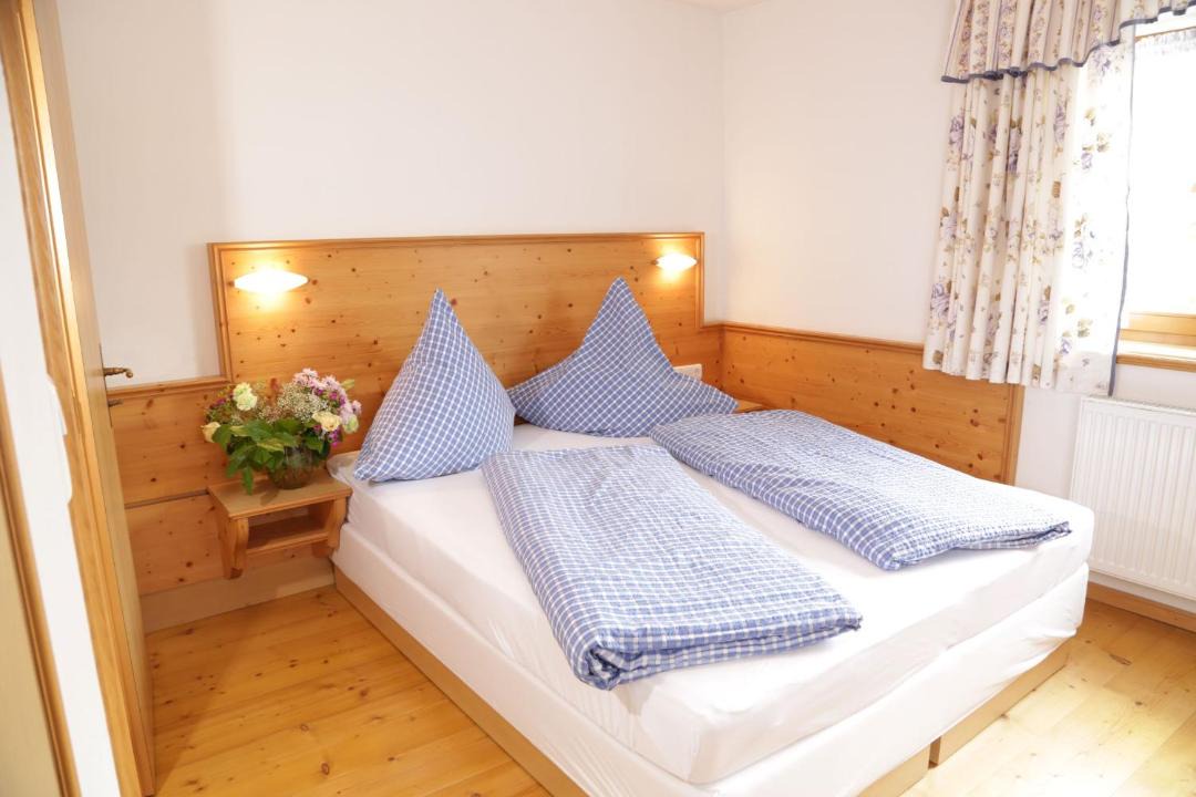 Photo of Bedroom in Aising