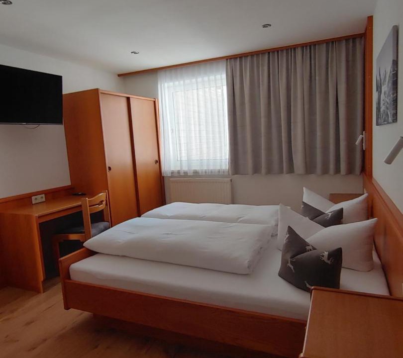 Photo of Bedroom in Plangeross