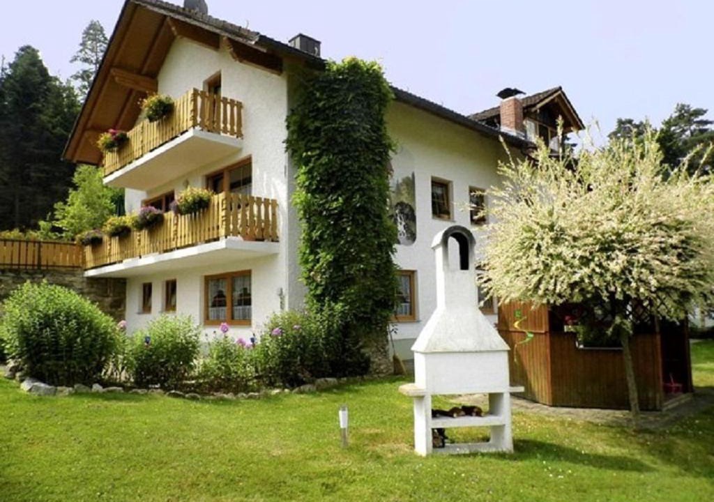 Photo of Buildings in Schoenberg