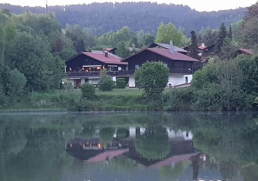 Photo of Others in Arrach