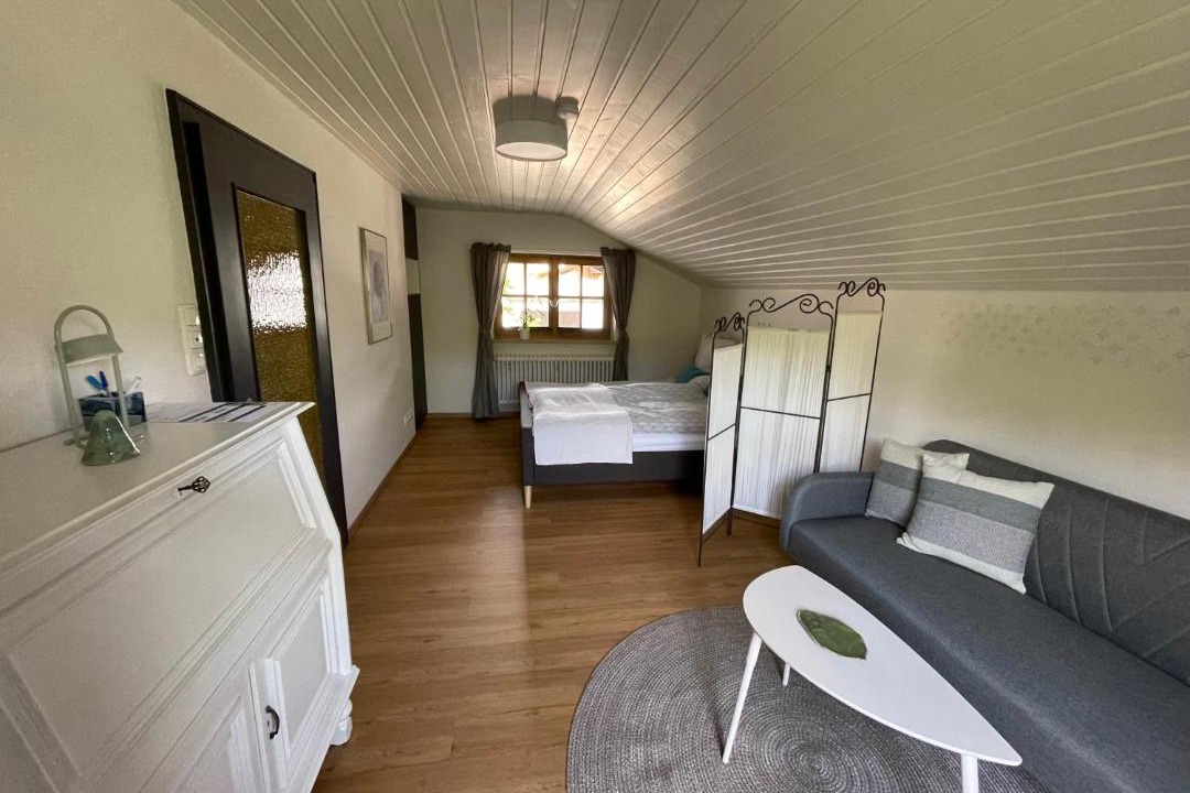 Photo of Livingroom in Anger