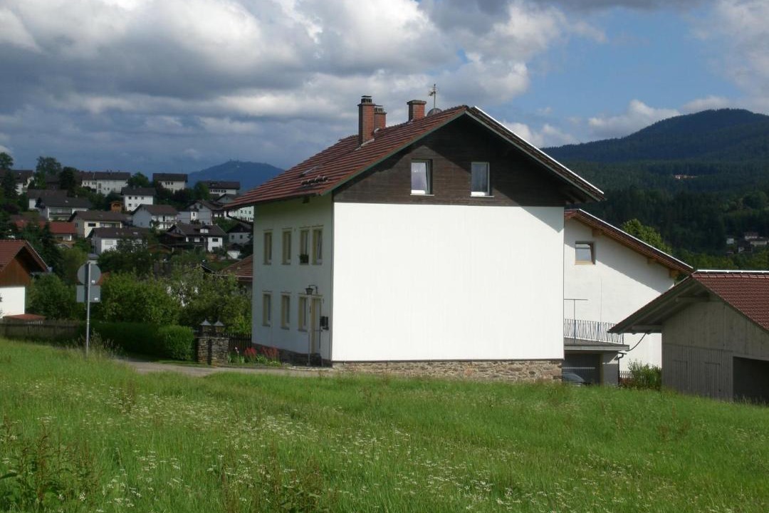 Photo of Buildings in Lam