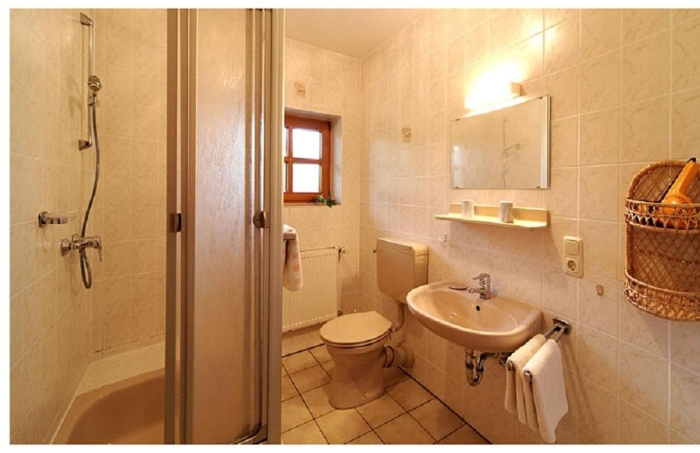 Photo of Bathroom in Eschlkam