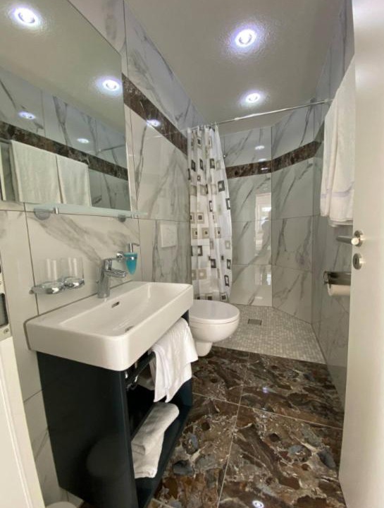 Photo of Bathroom in Polsingen
