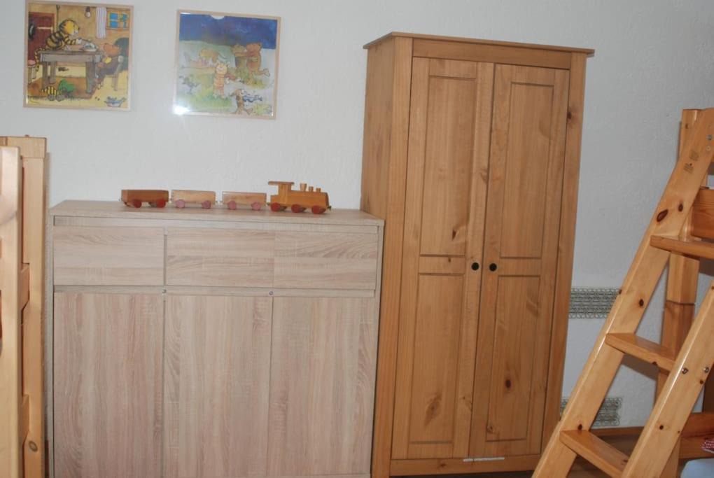 Photo of Others in Haus im Wald
