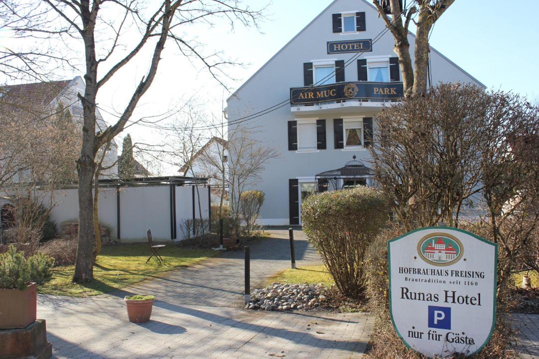 Photo of Others in Hallbergmoos