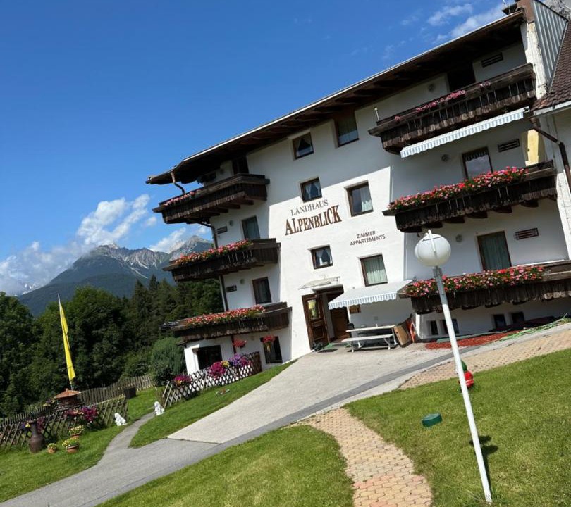Photo of Buildings in Obsteig