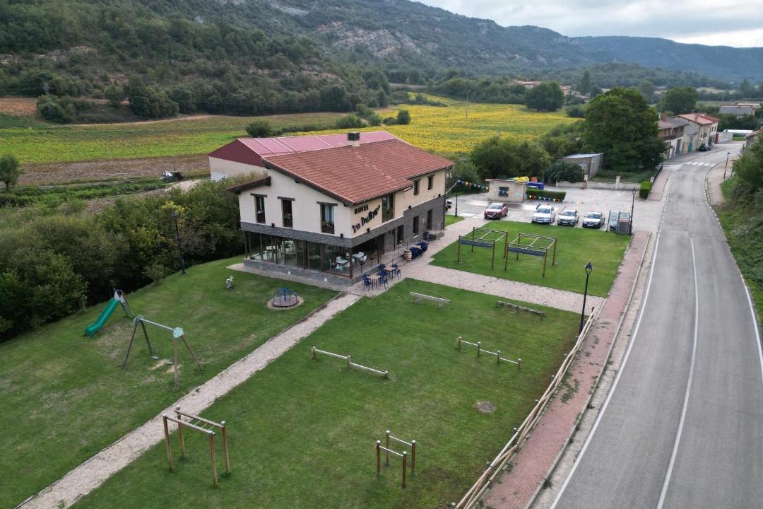 Photo of Others in Tobera