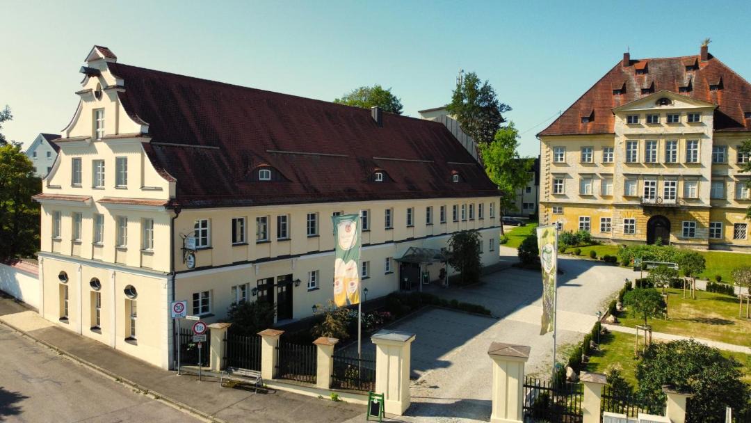 Photo of Buildings in Ichenhausen