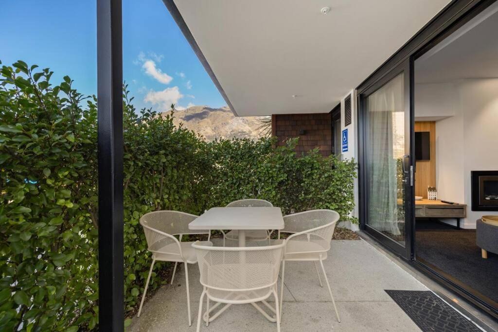 Photo of Patio Balcony in Arthur's Point