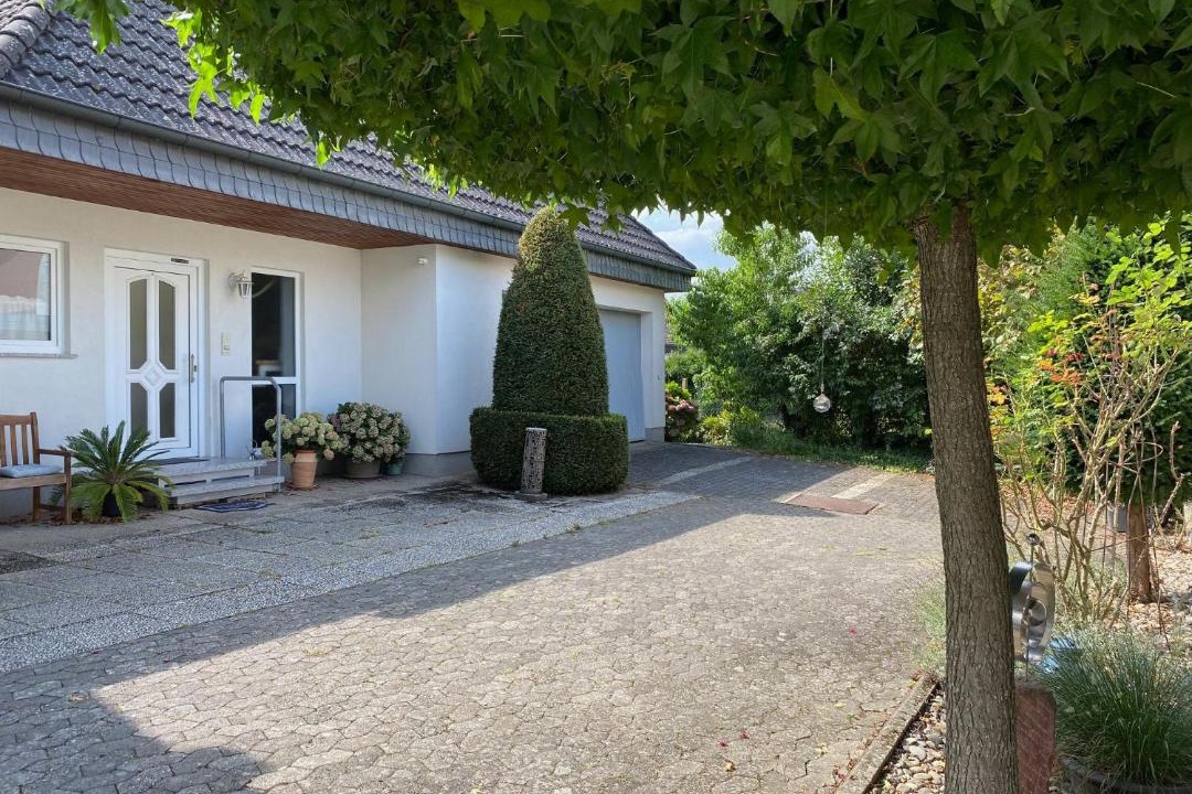 Photo of Others in Erlenbach am Main