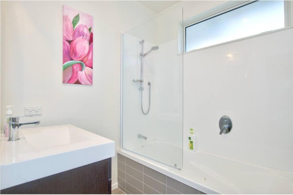 Photo of Bathroom in Lake Hayes
